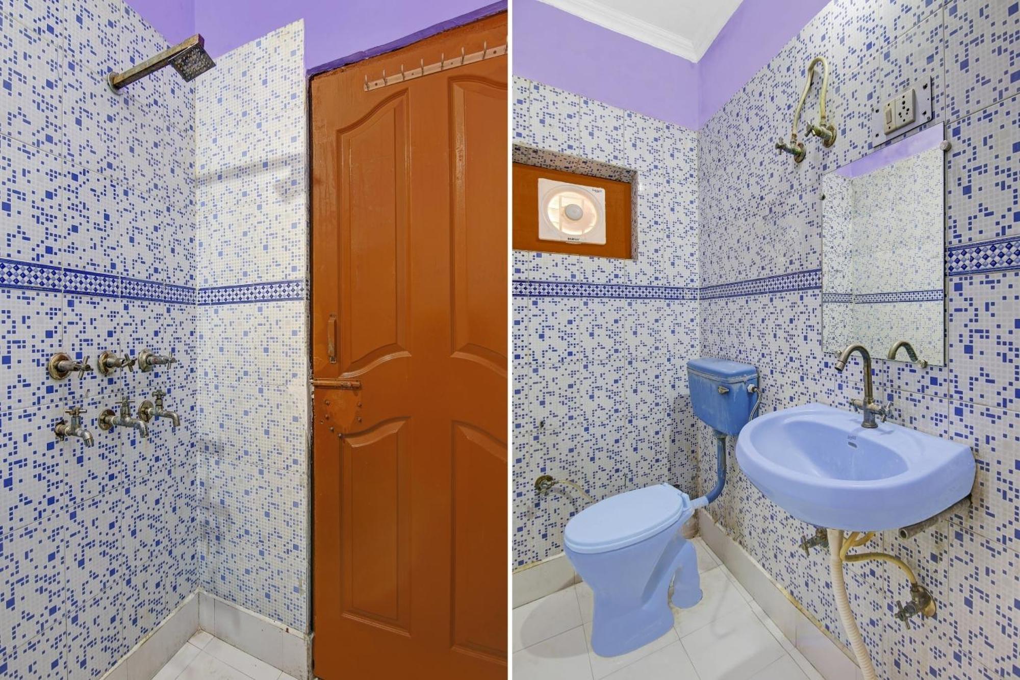 Oyo Galaxy Plaza Hotel Ghaziabad Ngoại thất bức ảnh